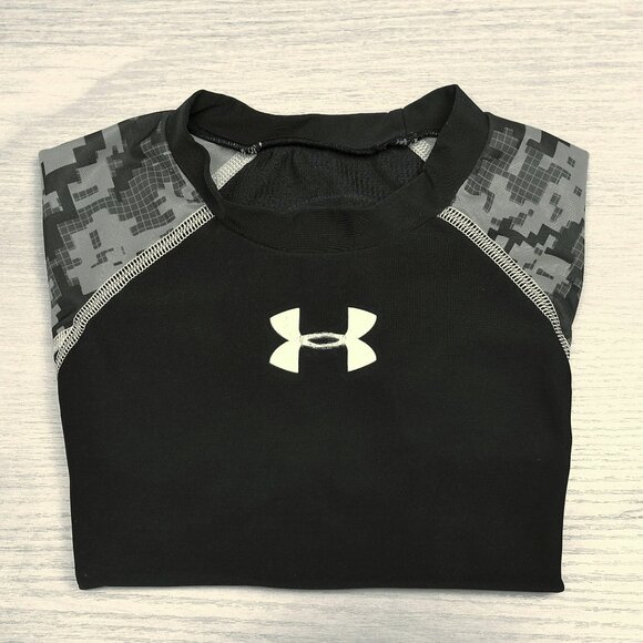 Under Armor Heat Gear compression t-shirt. - Picture 8 of 8